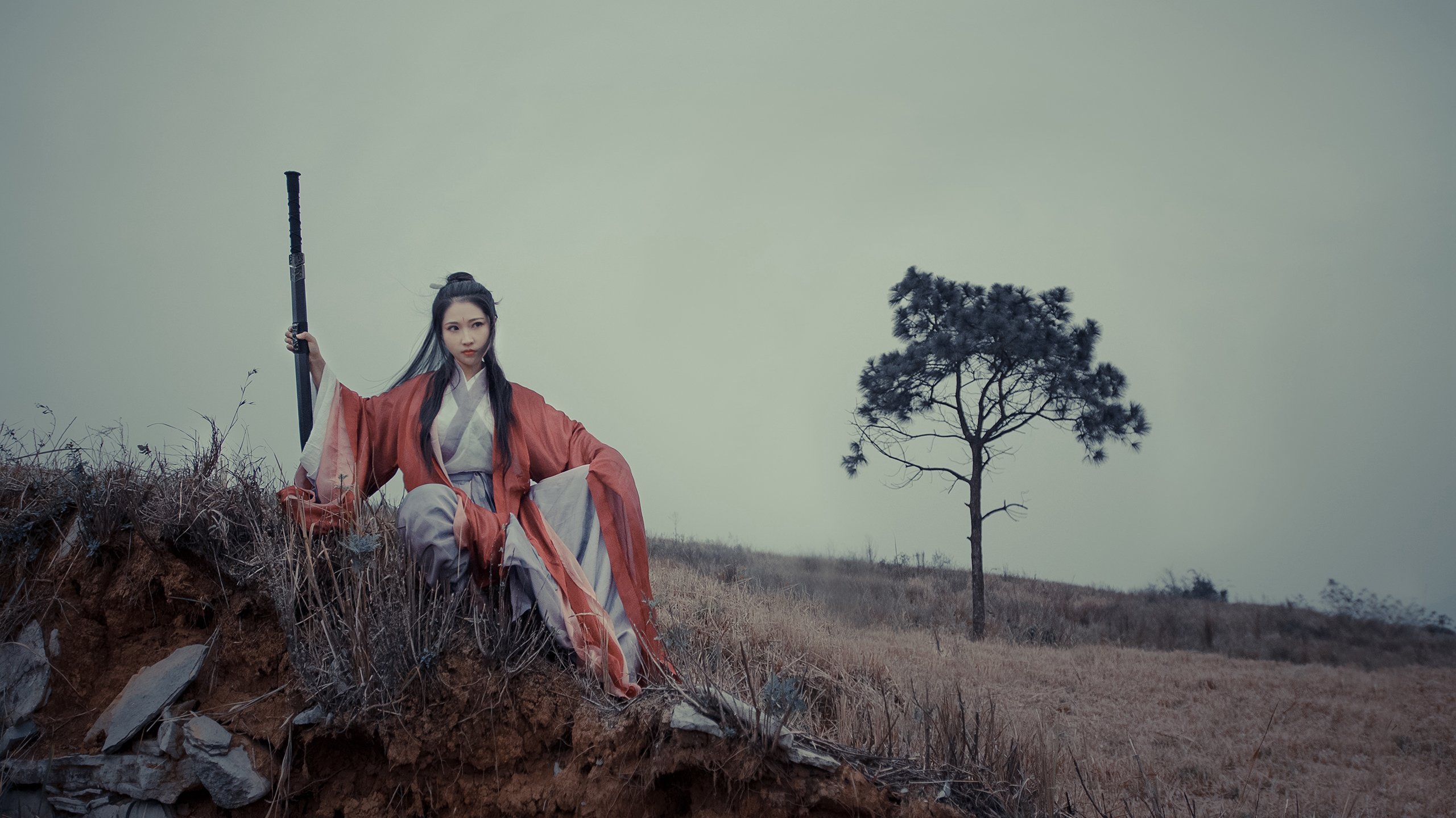 米兰体育APP-乔·莫伊：凭借强大的体力和防守能力，成为全黑队的核心前锋，乔乔莫伊斯