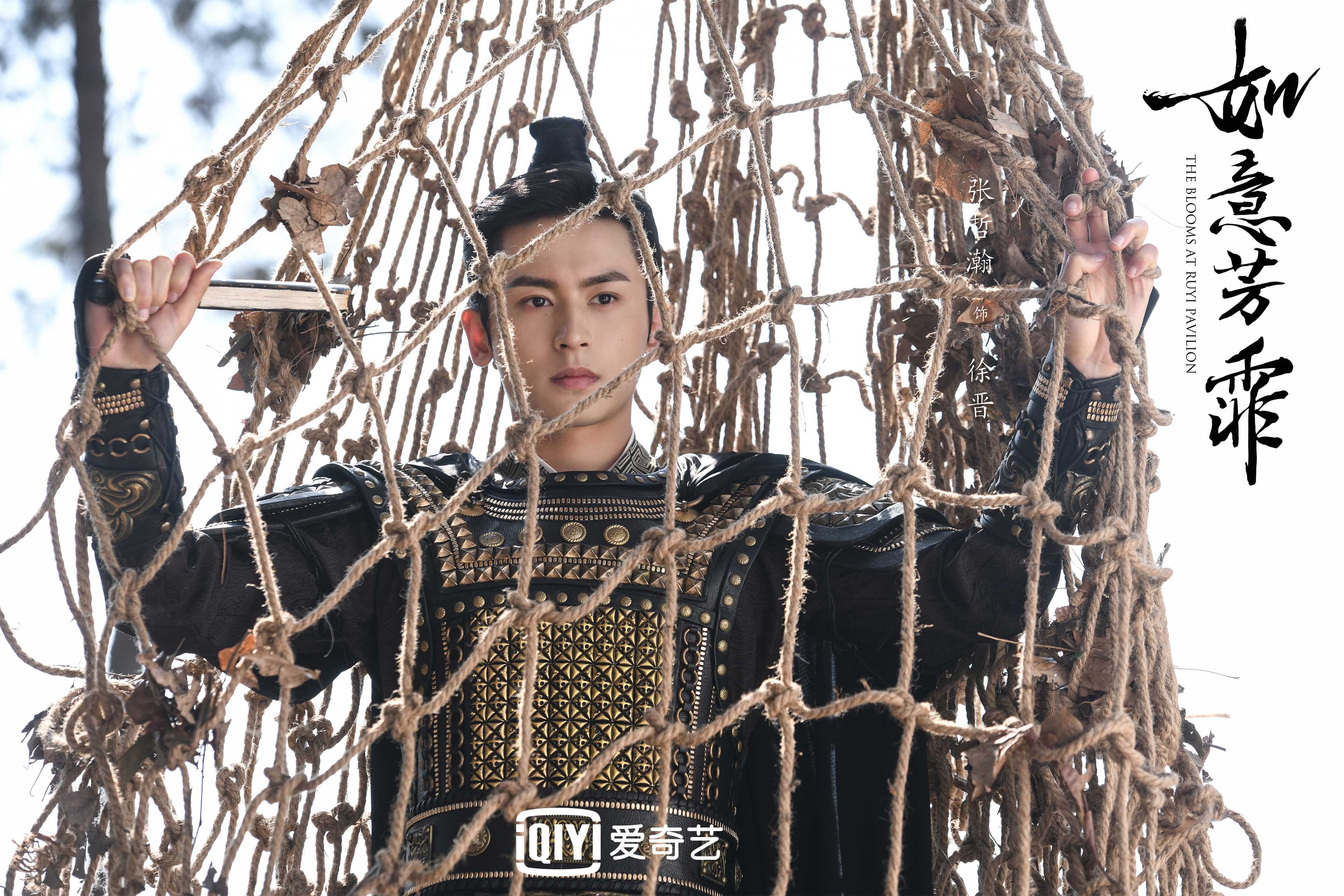 AC米兰-意甲战术变换:层层递进的精彩策略,意甲战况